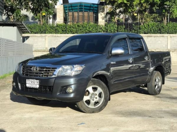 Toyota Vigo 4DR 2.7E MT 2012 (เบนซิล)